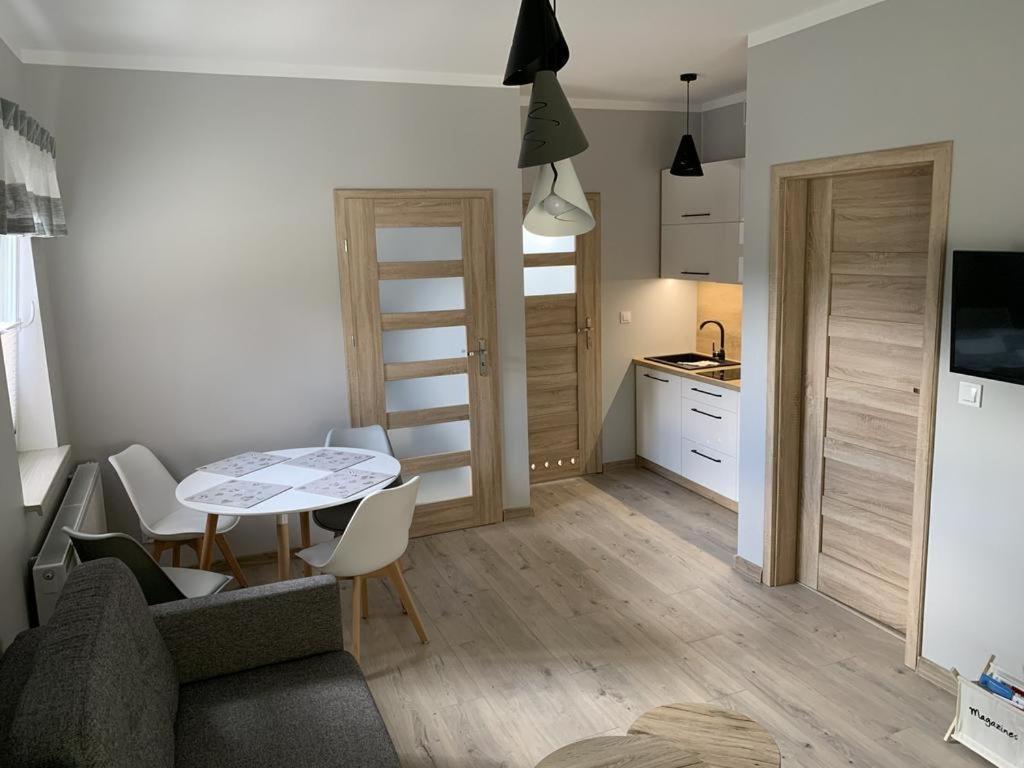 Apartamenty Nad Strumykiem Брена Екстериор снимка