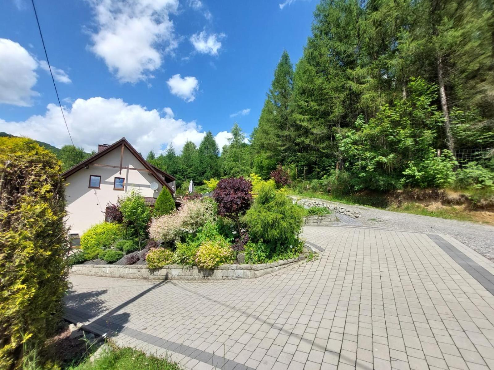 Apartamenty Nad Strumykiem Брена Екстериор снимка